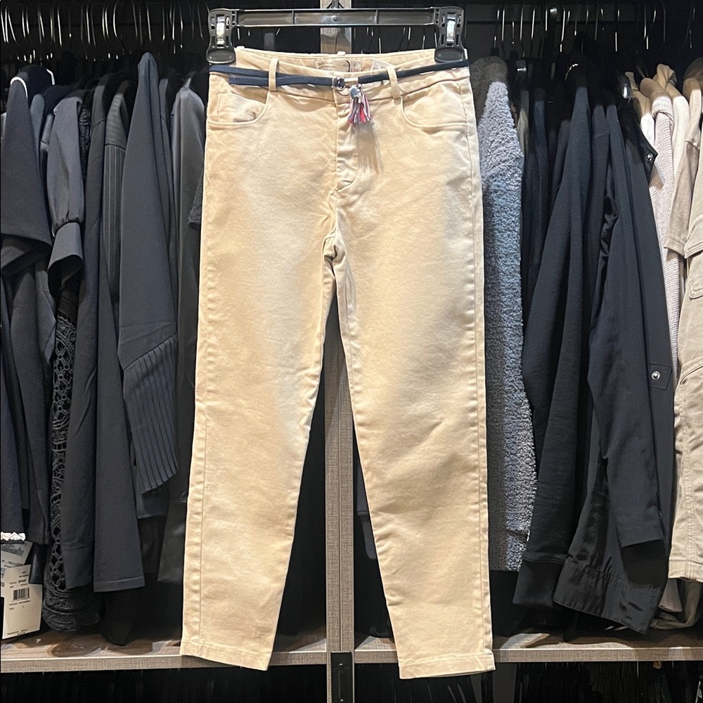 NWT Zara Girls Slim Khakis w/Cute Fabric Belt. Sz 9